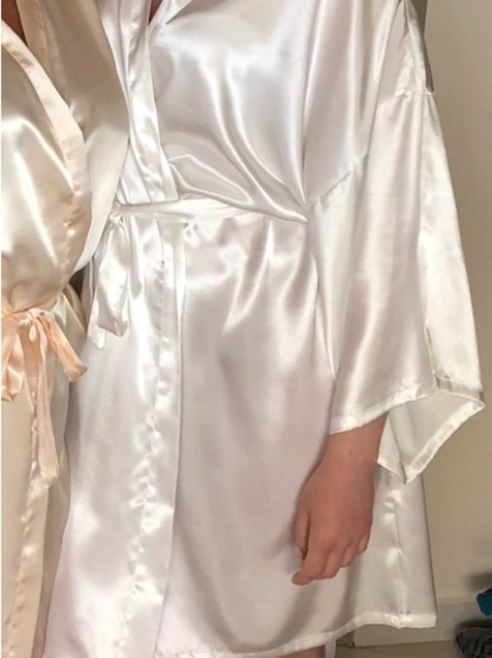 Source Unknown White Satin Robe with 'Bride' Script - Picture 3 of 4